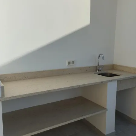Moott Homes Casa De Leones Apto 1 Διαμέρισμα *
